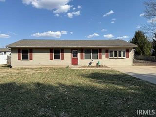 5252 N  Mary St, Bloomington, IN 47404