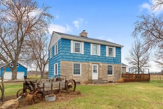 69470 State Road 104, Walkerton, IN 46574