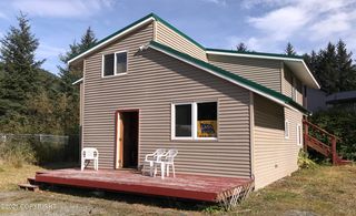 928 Lake Ave, Cordova, AK 99574