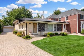 724 S  Chester Ave, Park Ridge, IL 60068