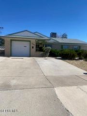 3400 Dundee St, El Paso, TX 79925