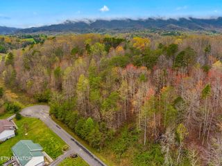 English Fields Dr, Newport, TN 37821