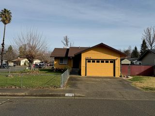 2605 Holly St, Anderson, CA 96007