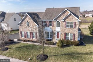 929 Clubhouse Dr, Harleysville, PA 19438