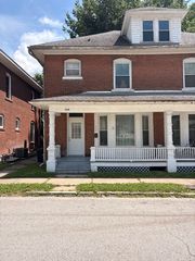 709 Center St, Hannibal, MO 63401