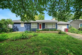 415 N  Chestnut St, Lindsborg, KS 67456