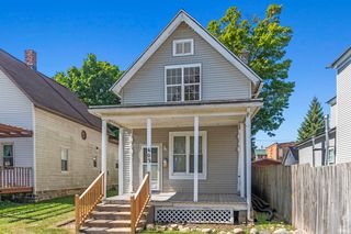402 McLean St, Ligonier, IN 46767