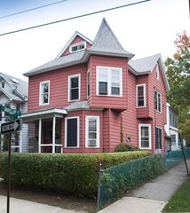 25 Carroll St, Poughkeepsie, NY 12601