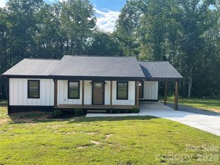 314 Maryland Dr #61, Forest City, NC 28043