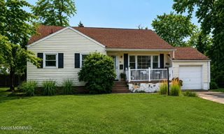 12 Arno Street, Oakhurst, NJ 07755