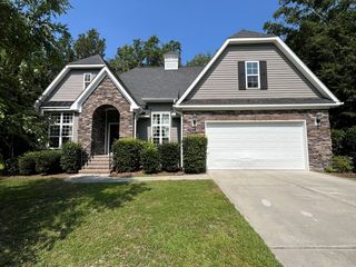 145 Wayland St, Southern Pines, NC 28387