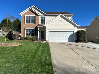5929 Ashebrook Dr, Concord, NC 28025