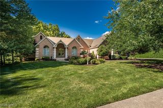 6601 Kennebuck St NW, Canton, OH 44718