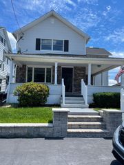 312 Whitmore Ave, Mayfield, PA 18433