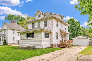 653 S  Washington St, Paxton, IL 60957