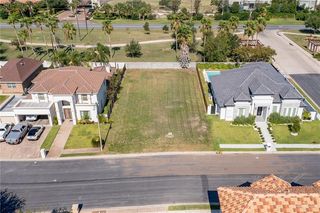 7809 N  1st St, McAllen, TX 78504