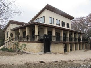 12 12 River Place Rd., Rio Frio, TX 78879