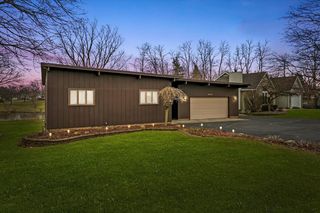 1522 Happy Valley Rd, Crown Point, IN 46307