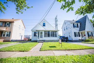 306 W  Crawford Ave, Toledo, OH 43612