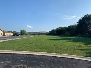 19558 S  Harlem Ave, Frankfort, IL 60423