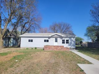 415 Arapahoe Ave, Grand Island, NE 68803