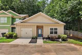 198 Towne Villas Dr, Jasper, GA 30143