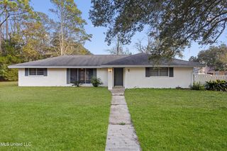 2265 Popps Ferry Rd, Biloxi, MS 39532