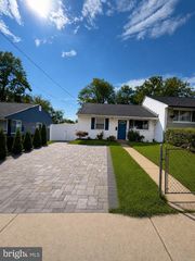 2312 Matthew Henson Ave, Landover, MD 20785