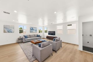 10020 S  Broadway #10020-A, Los Angeles, CA 90003