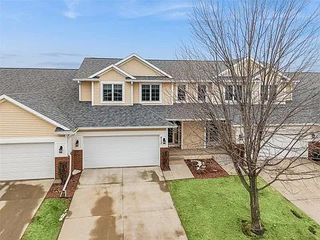 1352 SE Williams Ct, Waukee, IA 50263