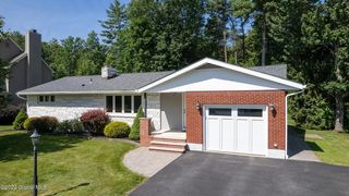 43 Outlook Ave, Saratoga Springs, NY 12866