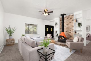 412 N  4th St, Belen, NM 87002