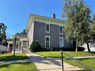209 2nd St NW #5, Faribault, MN 55021