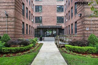 2251 Knapp St #5A, Brooklyn, NY 11229