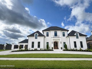108 Peacock Ave, Lafayette, LA 70508