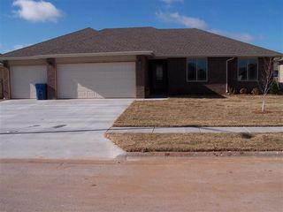 1057 S  Mahn Ave, Springfield, MO 65802