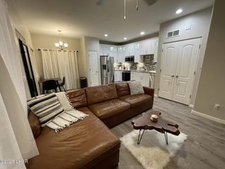 490 N  Lake Havasu Ave #H, Lake Havasu City, AZ 86403