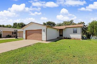 109 S  Westview Dr, Derby, KS 67037