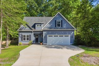 3814 Canterbury Road, Trent Woods, NC 28562