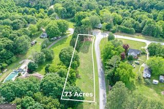 3610 Creekstone Dr, Gainesville, GA 30506