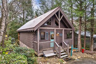 507 Hoot Owl Way, Gatlinburg, TN 37738