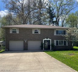 3467 Briardale Dr NW, Massillon, OH 44646