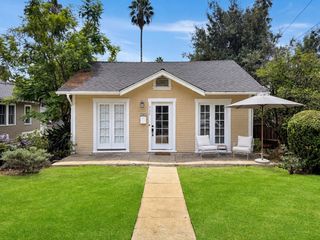 392 Douglas St, Pasadena, CA 91104