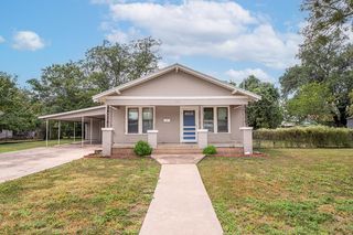 1104 S  Walnut St, Brady, TX 76825