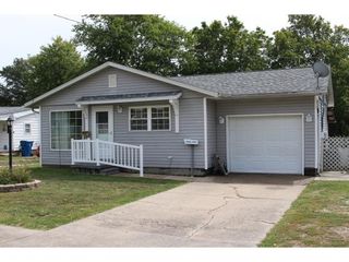 409 E  Lafayette St, Olney, IL 62450