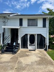 827 Bristol Dr #827, Statesville, NC 28677
