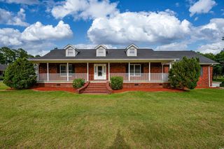 1151 Woodrow Ln., Loris, SC 29569
