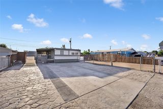 2225 Linn Ln, Las Vegas, NV 89156