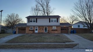 1424-1426 18th Ave, Silvis, IL 61282