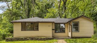 2524 Mary Ave, Saint Louis, MO 63136